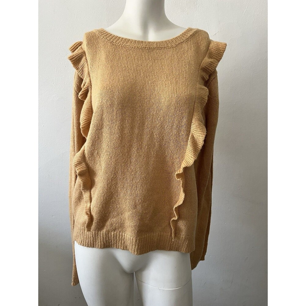 BCBGeneration Sweater L Ruffles Dainty Sophisticated Feminine Peach Coquette